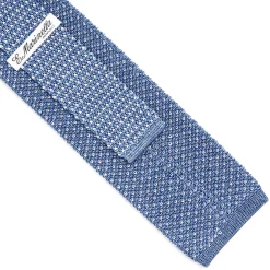 CRAVATTA TRICOT IN SETA AZZURRO POLVERE Microfantasia geometrica