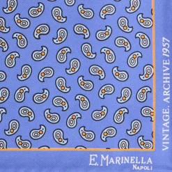 POCHETTE DA TASCHINO IN SETA STAMPATA A MANO AZZURRO POLVERE Fantasia archivio 1957