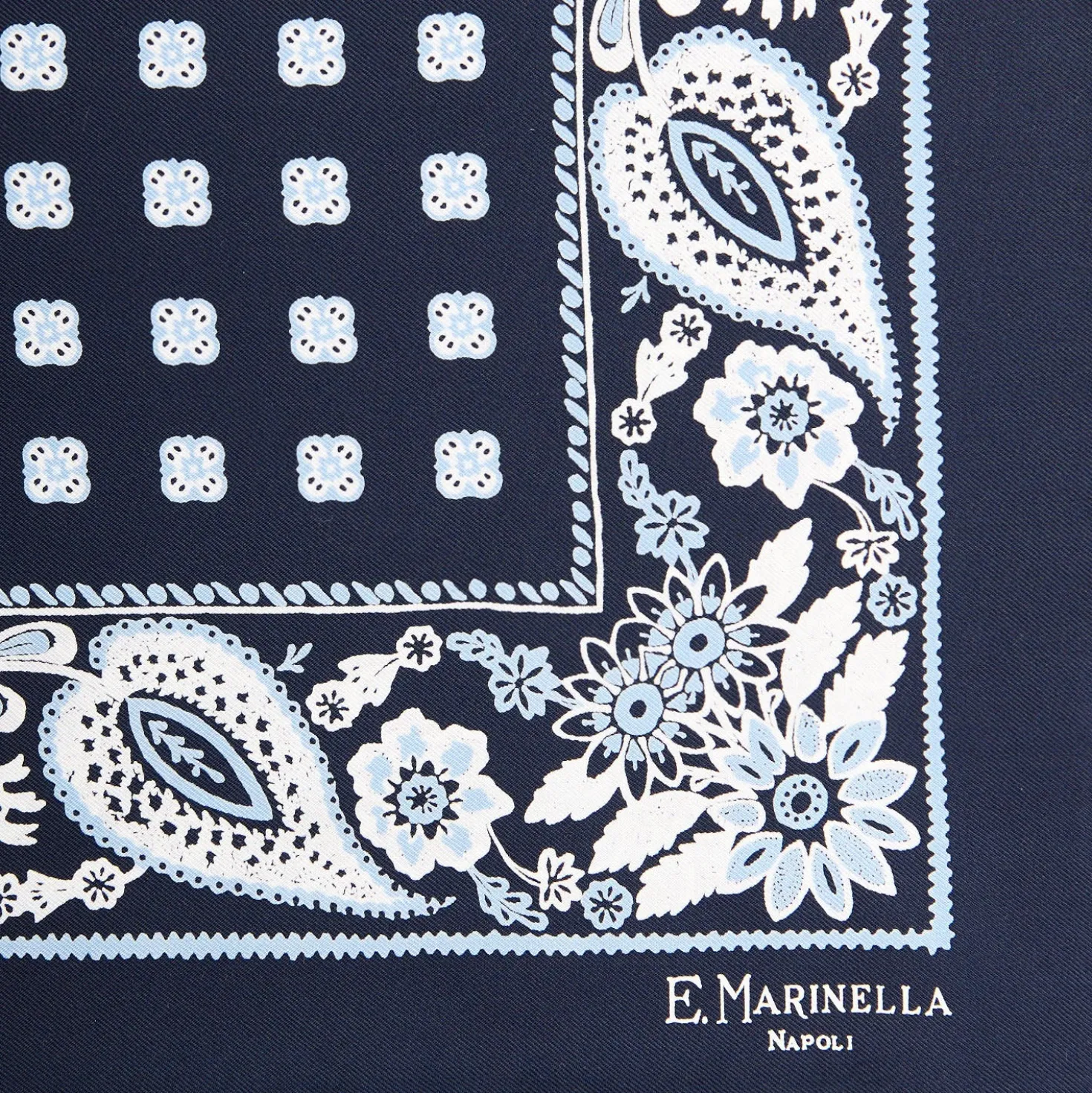 POCHETTE DA TASCHINO IN SETA STAMPATA A MANO BLU SCURO Microfantasia fiore