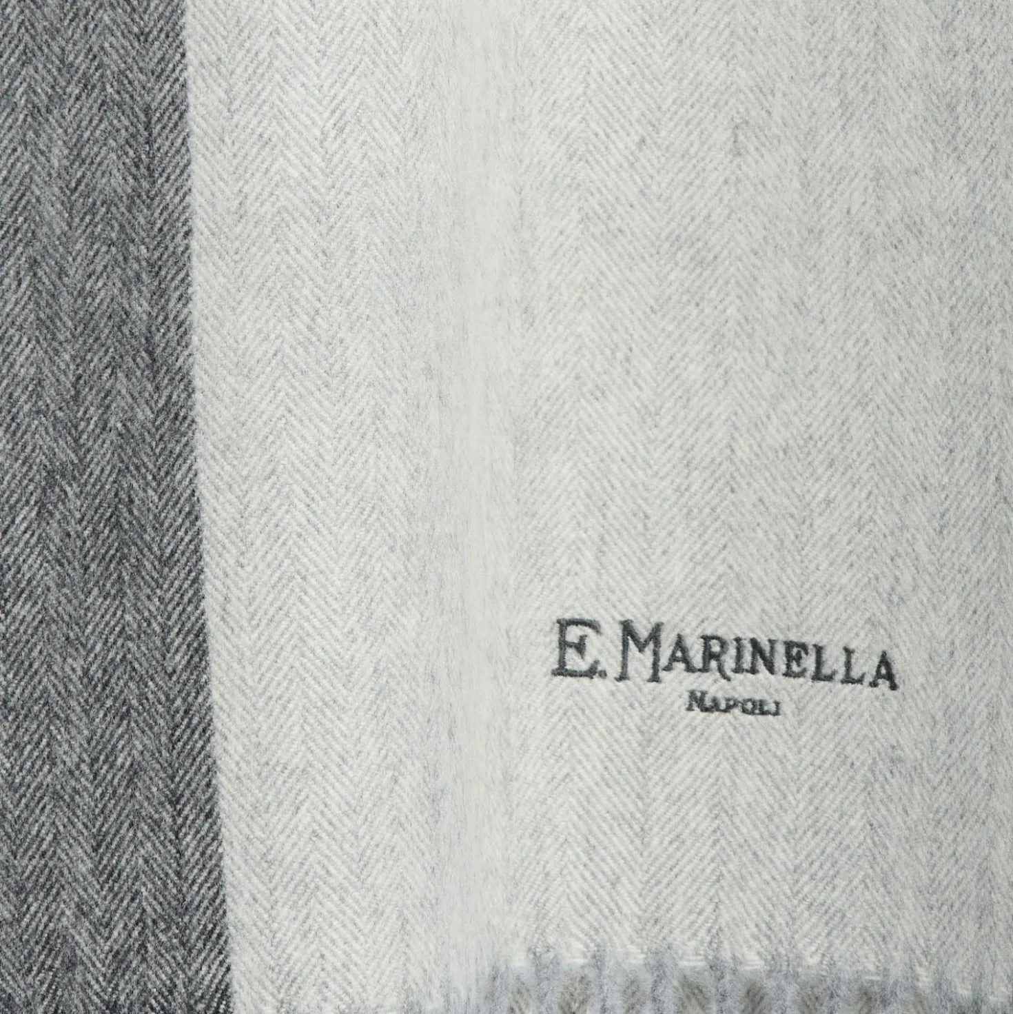 SCIARPA BICOLOR GRIGIO CHIARO IN LANA E CASHMERE Tinta unita