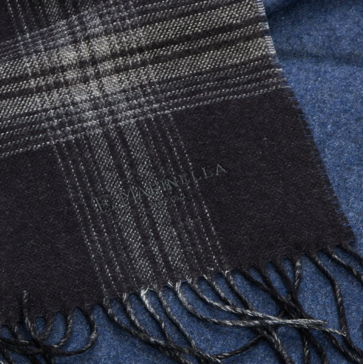SCIARPA BICOLOR NERA IN SETA E CASHMERE Check