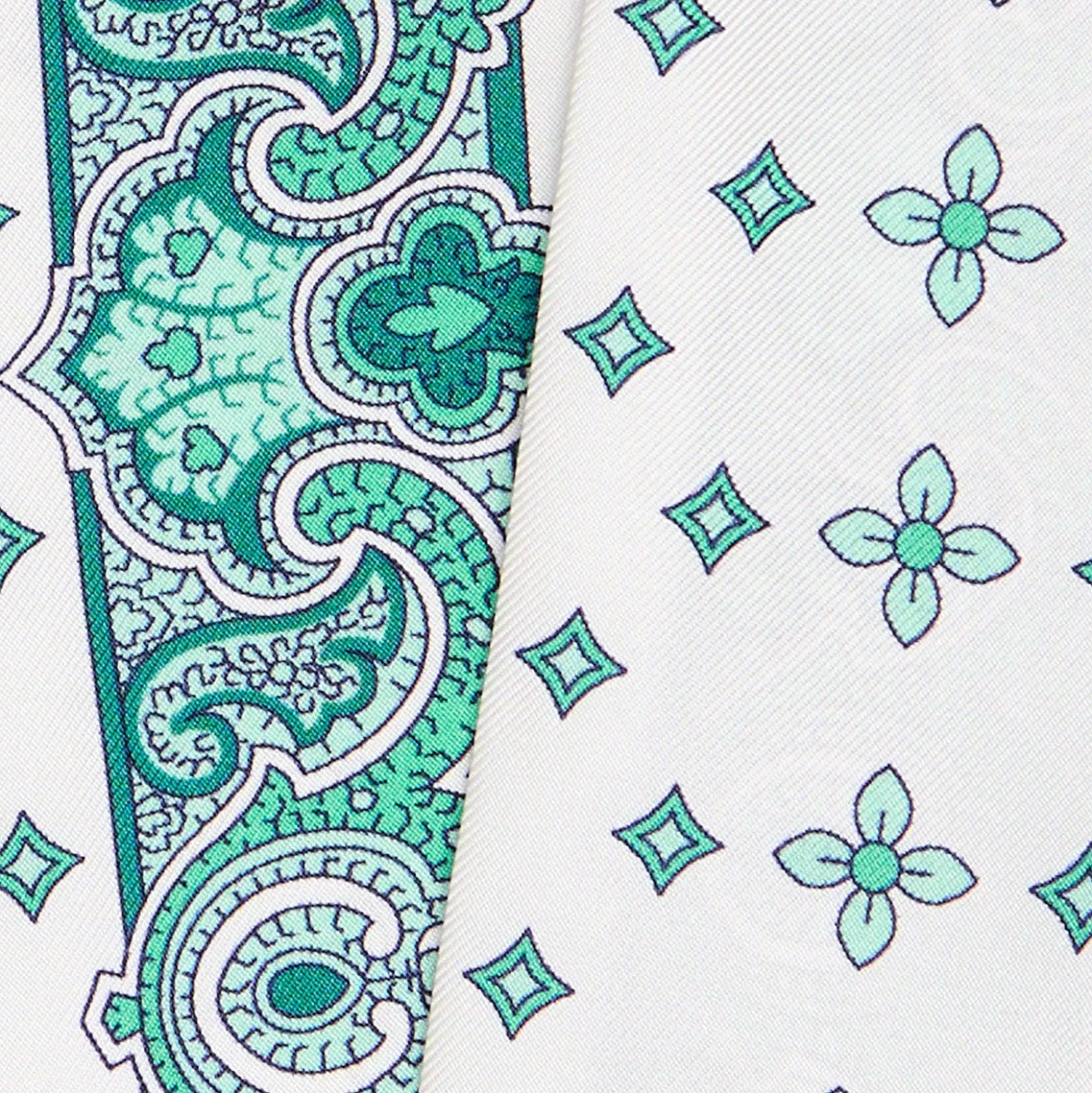 TWILLY IN SETA VERDE Greek key floral